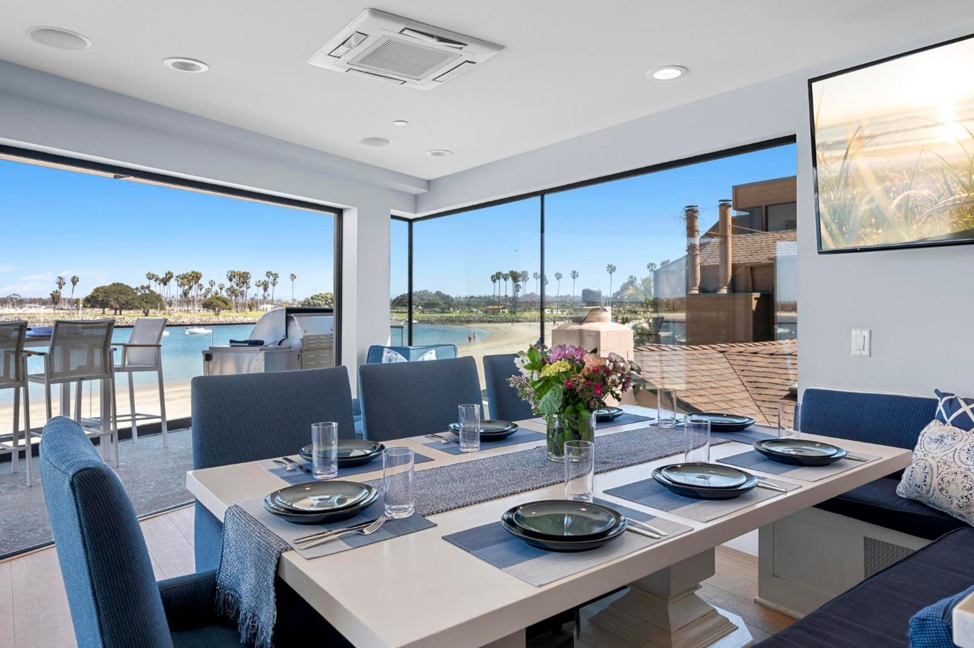 B5396 Bayside Retreat Apartment San Diego